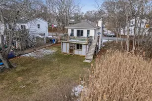 90 Shore Dr, Mastic Beach, NY 11951 - Photo 31
