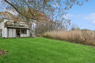 90 Shore Dr, Mastic Beach, NY 11951 - Photo 19