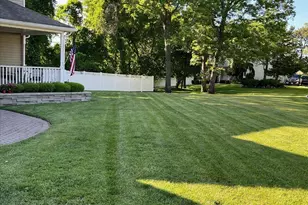 24 Ridge Ct, Hauppauge, NY 11788 - Photo 5