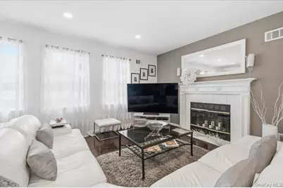 24 Ridge Court, Hauppauge, NY 11788 - Photo 19