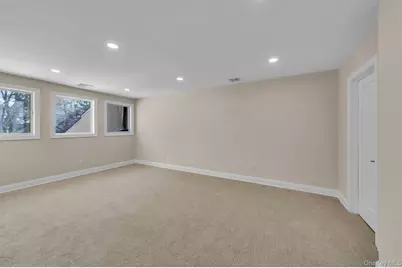 3 Willada Lane, Glen Cove, NY 11542 - Photo 25