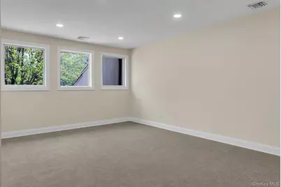 3 Willada Lane, Glen Cove, NY 11542 - Photo 19