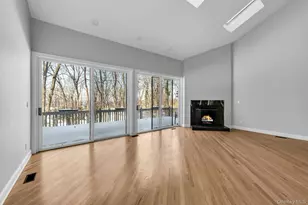 3 Willada Ln, Glen Cove, NY 11542 - Photo 3