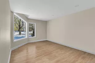 3 Willada Ln, Glen Cove, NY 11542 - Photo 5