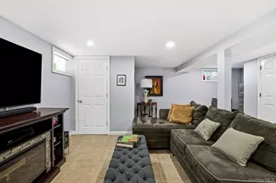 64 W Fenimore St, Valley Stream, NY 11580 - Photo 21