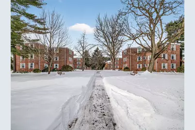 751 N Broadway #2D, Hastings on Hudson, NY 10706 - Photo 3