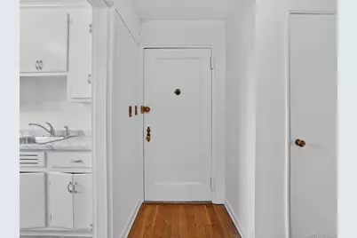 751 N Broadway #2D, Hastings on Hudson, NY 10706 - Photo 5