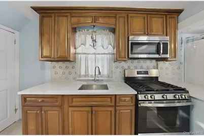 96 Gordon Street, Yonkers, NY 10701 - Photo 7