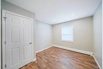 130 5th Avenue, Bay Shore, NY 11706 - Photo 17