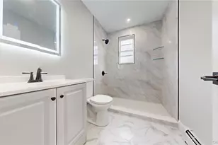 136-11 Brookville Blvd, Rosedale, NY 11422 - Photo 9