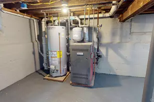 136-11 Brookville Blvd, Rosedale, NY 11422 - Photo 25