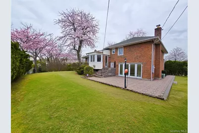 117 Olive Lane, Manhasset Hills, NY 11040 - Photo 45