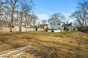 214 Pipe Stave Hollow Rd, Mount Sinai, NY 11766 - Photo 25