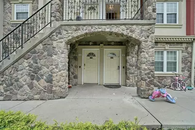 8 Elm Street #112, Spring Valley, NY 10977 - Photo 3