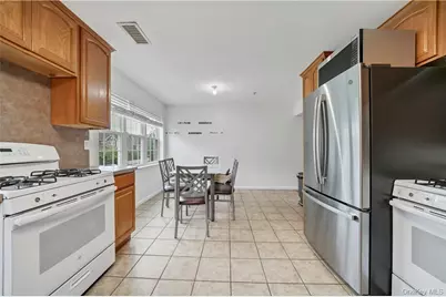 8 Elm Street #112, Spring Valley, NY 10977 - Photo 11