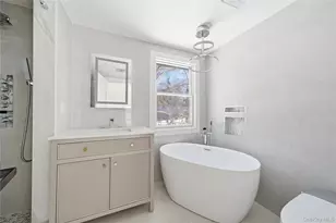 75 Centerport Rd, Greenlawn, NY 11740 - Photo 25