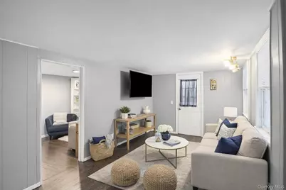 136 N Delaware Avenue, Lindenhurst, NY 11757 - Photo 7