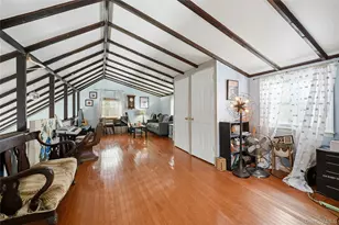 20 Lawrence Dr, Sound Beach, NY 11789 - Photo 25