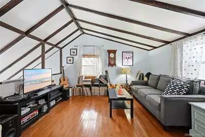 20 Lawrence Drive, Sound Beach, NY 11789 - Photo 29