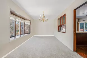 109 Utica St, Bay Shore, NY 11706 - Photo 9