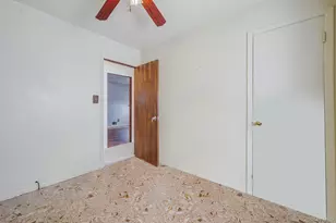 109 Utica St, Bay Shore, NY 11706 - Photo 21