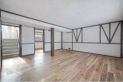 109 Utica Street, Bay Shore, NY 11706 - Photo 25