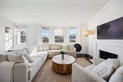 30 Exchange Place, Westhampton Beach, NY 11978 - Photo 5