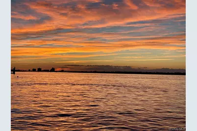 781 W Park Avenue, Long Beach, NY 11561 - Photo 19