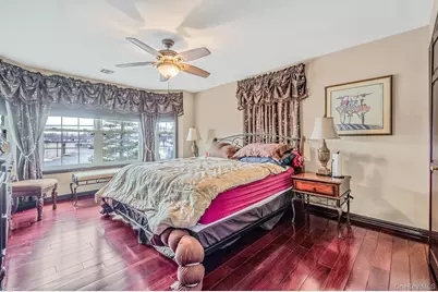 120 Waldo Street, Copiague, NY 11726 - Photo 7