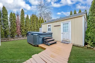 120 Waldo St, Copiague, NY 11726 - Photo 41