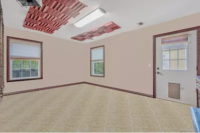 120 Waldo Street, Copiague, NY 11726 - Photo 25