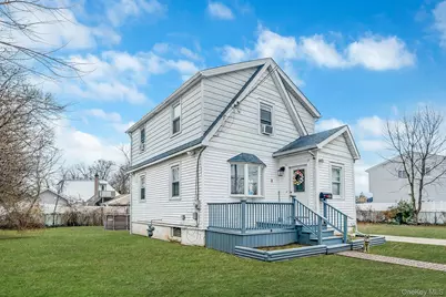 180 25th Street, Copiague, NY 11726 - Photo 25