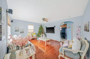 180 25th St, Copiague, NY 11726 - Photo 5