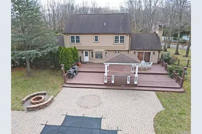 180 Miller Place Road, Miller Place, NY 11764 - Photo 3