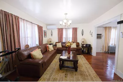 2725 Fenton Avenue, Bronx, NY 10469 - Photo 5