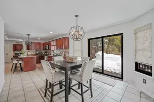 19 Lindsey Pl, Holbrook, NY 11741 - Photo 15