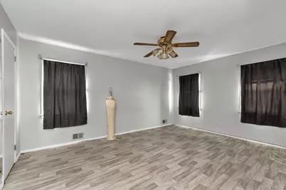117-21 Francis Lewis Boulevard, Cambria Heights, NY 11411 - Photo 11
