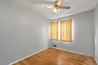 117-21 Francis Lewis Boulevard, Cambria Heights, NY 11411 - Photo 9