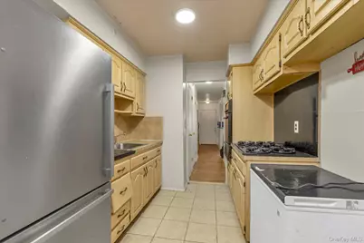 117-21 Francis Lewis Boulevard, Cambria Heights, NY 11411 - Photo 5