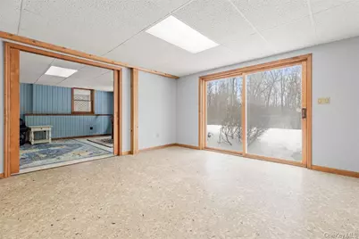 35 Daveport Farm Ln East, Call Listing Agent, CT 06903 - Photo 27