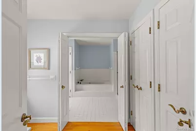 35 Daveport Farm Ln East, Call Listing Agent, CT 06903 - Photo 19