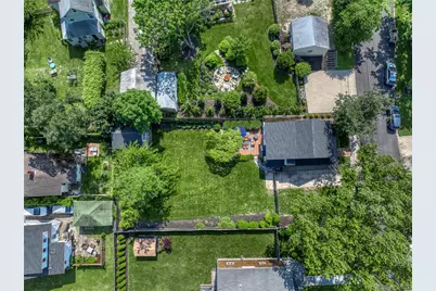 321 Bridge Street, Greenport, NY 11944 - Photo 17