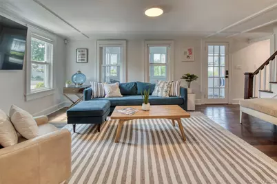 321 Bridge Street, Greenport, NY 11944 - Photo 3