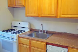 585 McLean Ave, Yonkers, NY 10705 - Photo 7