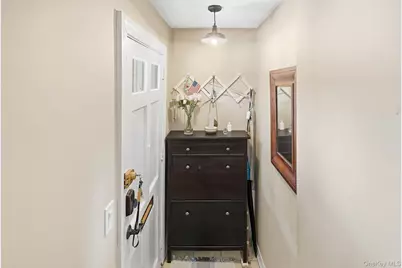 33 Fieldstone Drive #G4, Hartsdale, NY 10530 - Photo 3