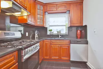 485 Webster Avenue #A3, New Rochelle, NY 10801 - Photo 7