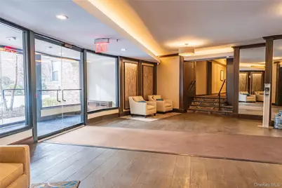 50 Brompton Road #2H, Great Neck, NY 11021 - Photo 3