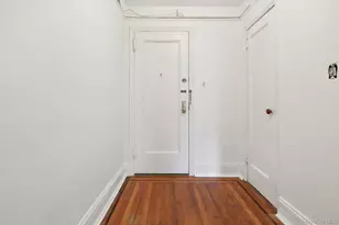 1 Broad Pkwy, White Plains, NY 10601 - Photo 3