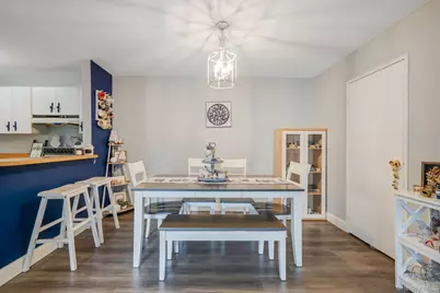 100 Connetquot Avenue #7, East Islip, NY 11730 - Photo 5