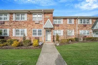 100 Connetquot Avenue #7, East Islip, NY 11730 - Photo 1